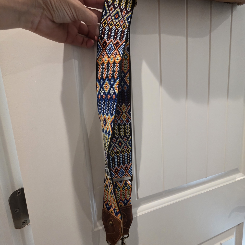 Source Unknown Multicolor Crossbody Bag Strap - image 1